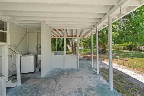 1824 S 29th Street Fort Pierce FL 34947