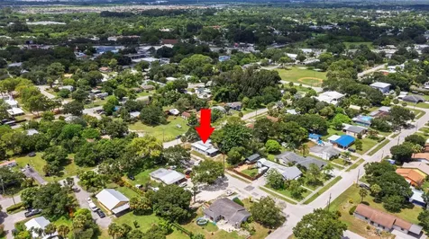 1824 S 29th Street Fort Pierce FL 34947
