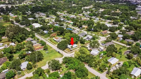 1824 S 29th Street Fort Pierce FL 34947