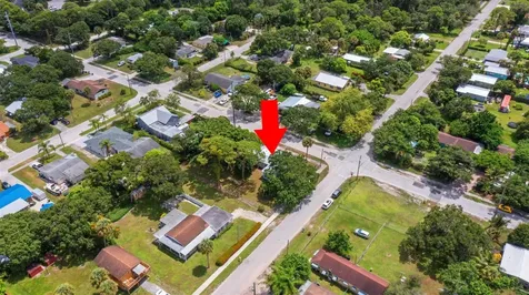 1824 S 29th Street Fort Pierce FL 34947