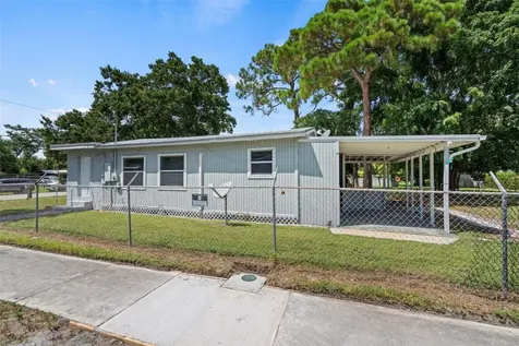 1824 S 29th Street Fort Pierce FL 34947