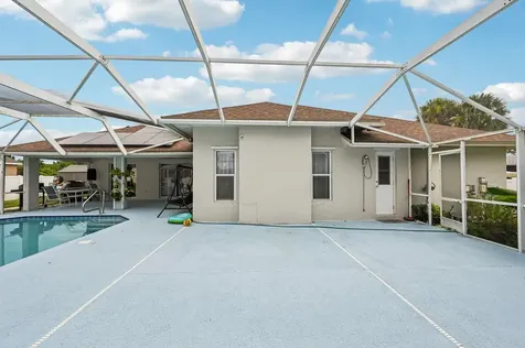 2041 SW Villanova Road Port St Lucie FL 34953