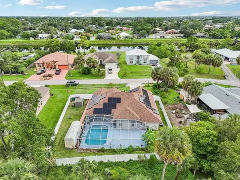 2041 SW Villanova Road Port St Lucie FL 34953