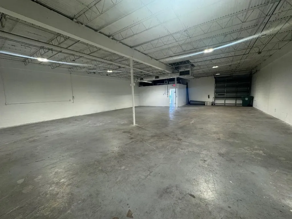 511 NE 32nd Street Oakland Park FL 33334