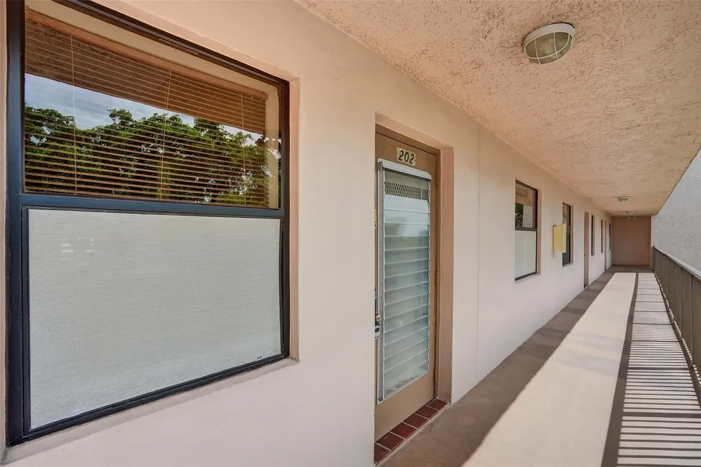 10434 Sunrise Lakes Boulevard Sunrise FL 33322