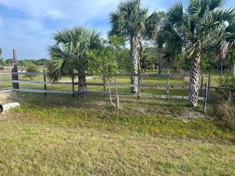 15148 NW 288th Street Okeechobee FL 34972