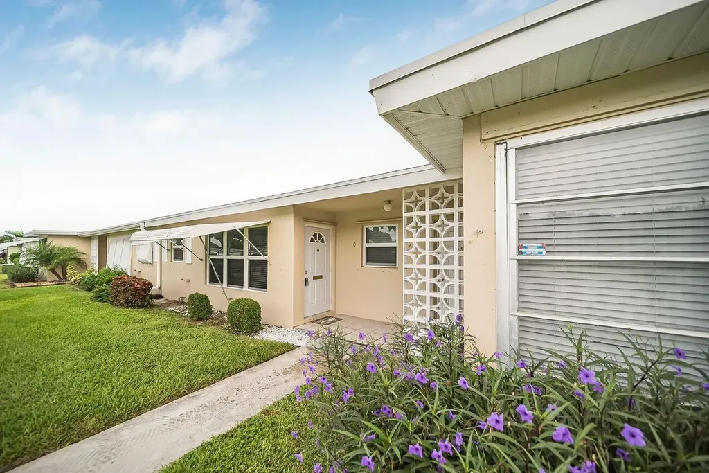 255 High Point Court Boynton Beach FL 33435
