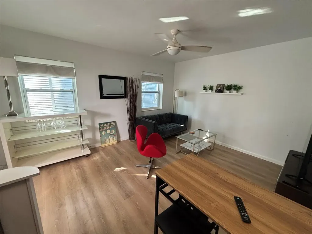 1315 SE 2nd Street Fort Lauderdale FL 33301