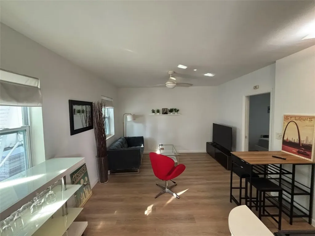 1315 SE 2nd Street Fort Lauderdale FL 33301