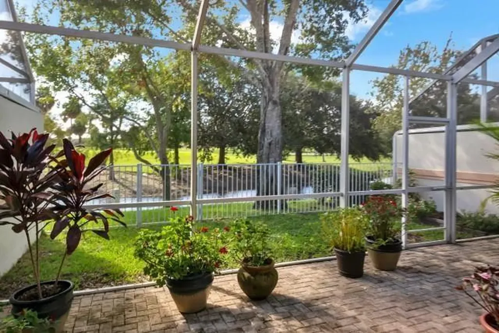 676 W Palm Aire Drive Pompano Beach FL 33069