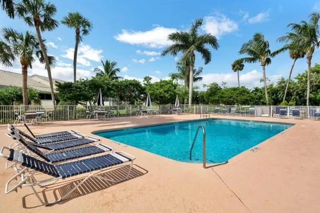 676 W Palm Aire Drive Pompano Beach FL 33069