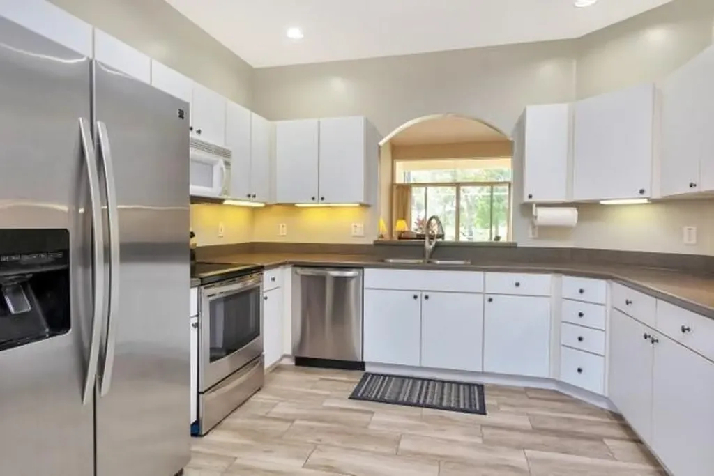 676 W Palm Aire Drive Pompano Beach FL 33069