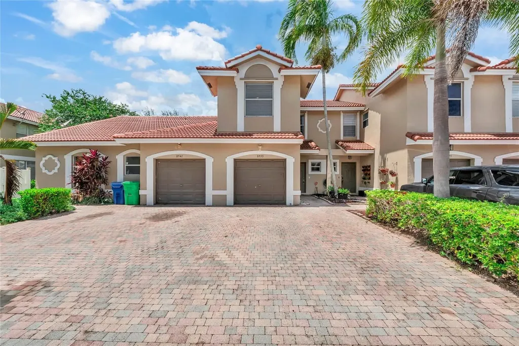8933 NW 54th Street Sunrise FL 33351