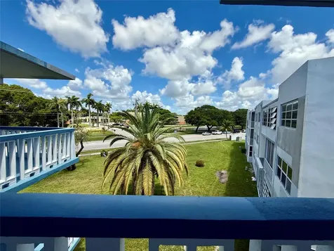 2300 Park Lane Hollywood FL 33021