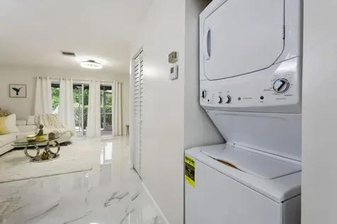 368 Waterside Drive Hypoluxo FL 33462