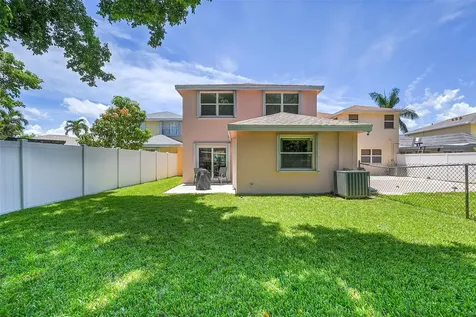 4042 Eastridge Circle Deerfield Beach FL 33064