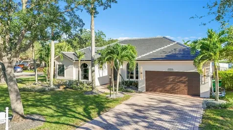16260 Owasco Circle Davie FL 33331