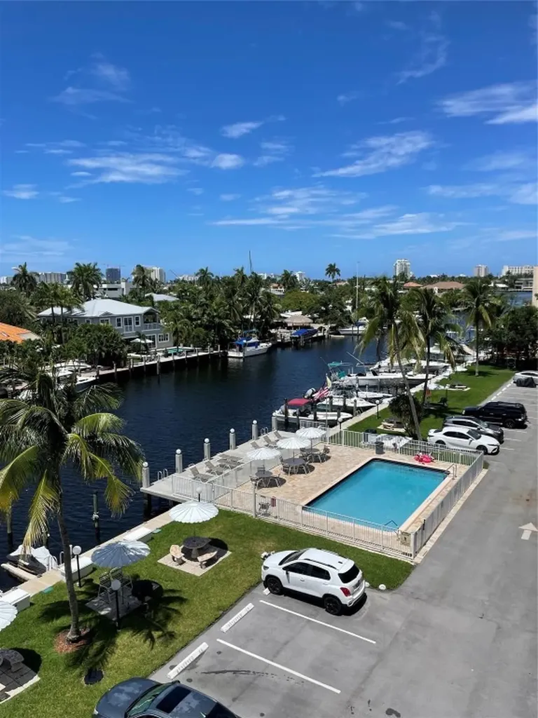 1731 SE 15th Street Fort Lauderdale FL 33316
