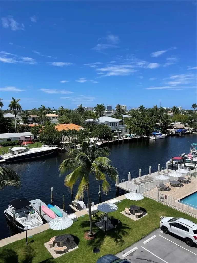 1731 SE 15th Street Fort Lauderdale FL 33316