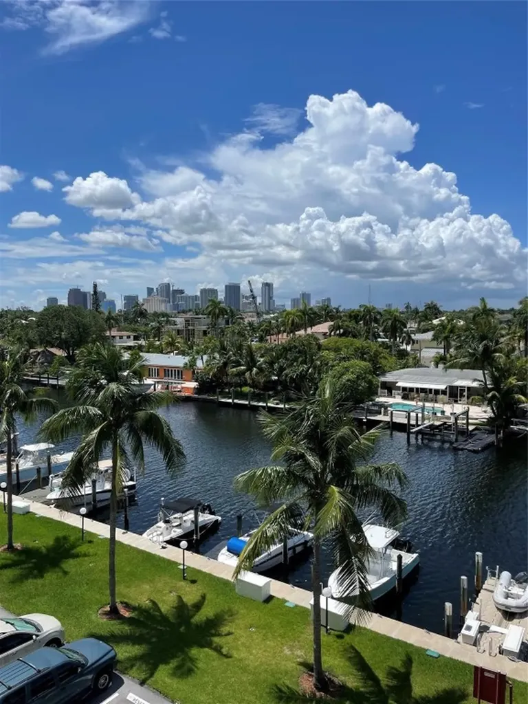 1731 SE 15th Street Fort Lauderdale FL 33316
