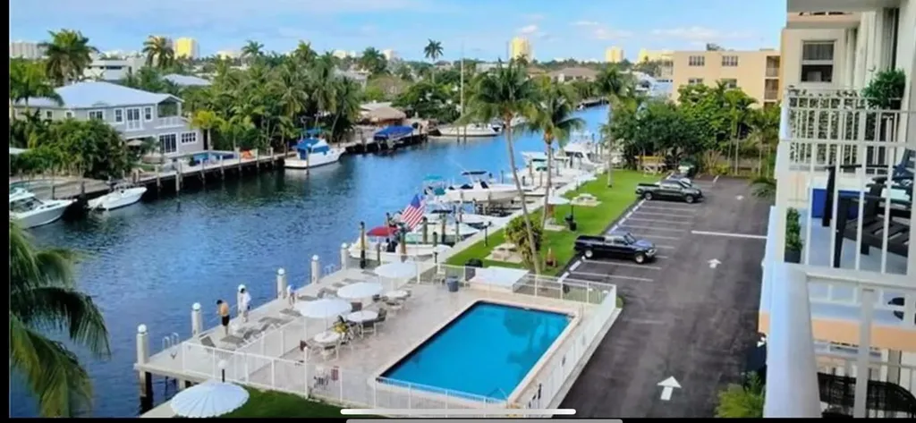 1731 SE 15th Street Fort Lauderdale FL 33316