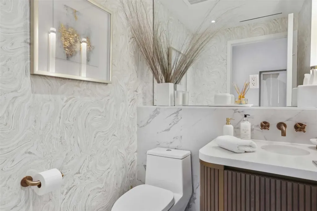 525 N Fort Lauderdale Beach Boulevard Fort Lauderdale FL 33304