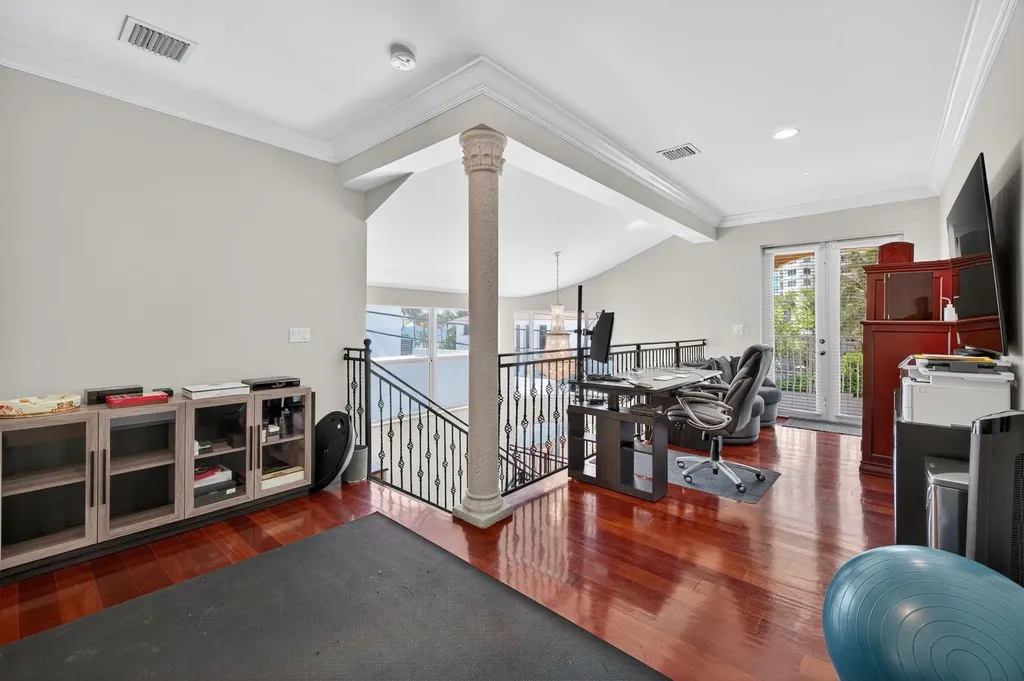 3325 NE 14th Court Fort Lauderdale FL 33304