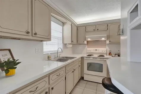 1300 N 12th Court Hollywood FL 33019