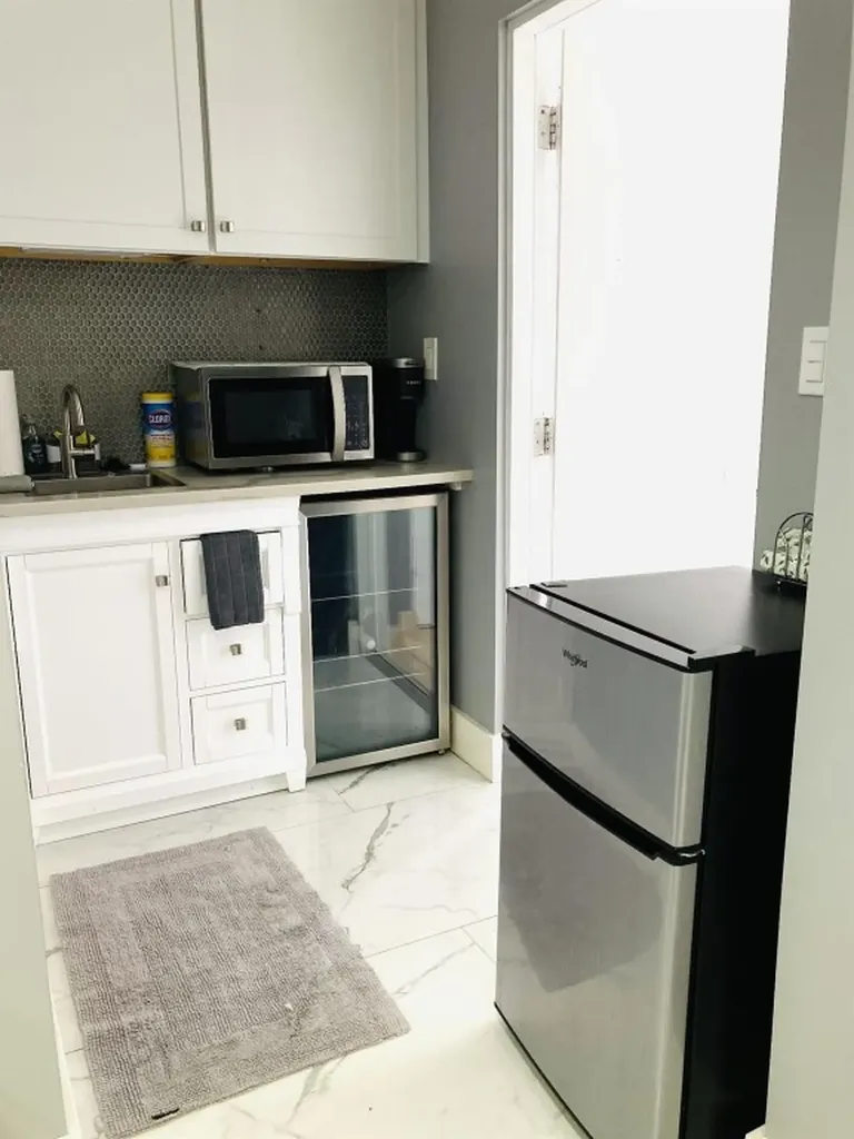 2640 NE 10th Terrace Pompano Beach FL 33064