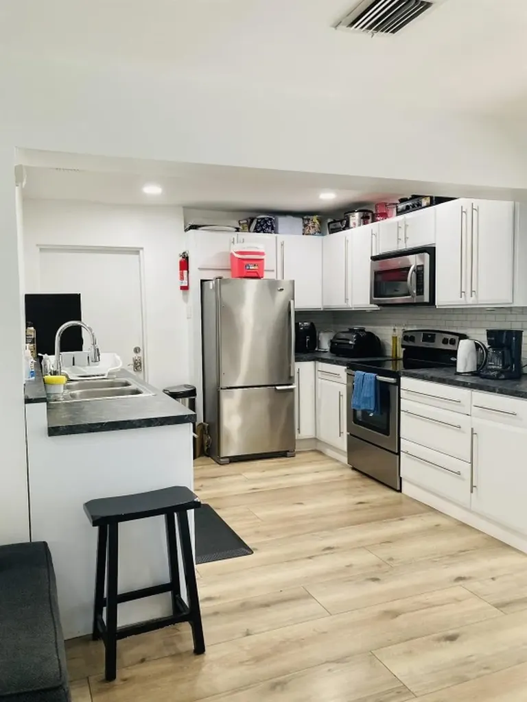 2640 NE 10th Terrace Pompano Beach FL 33064