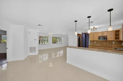 2924 NW 8th Avenue Wilton Manors FL 33311