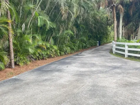 2315 Deer Run Boulevard Loxahatchee FL 33470