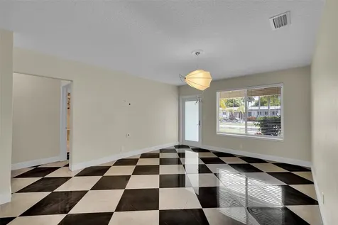 1107 Adams Street Hollywood FL 33019