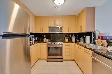 511 SE 5th Avenue Fort Lauderdale FL 33301