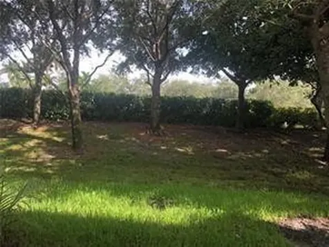 12472 SW 44th Court Miramar FL 33027