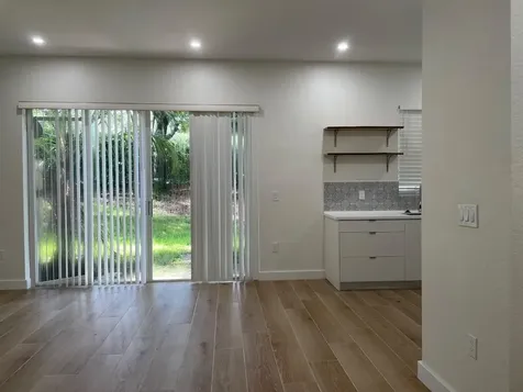 12472 SW 44th Court Miramar FL 33027