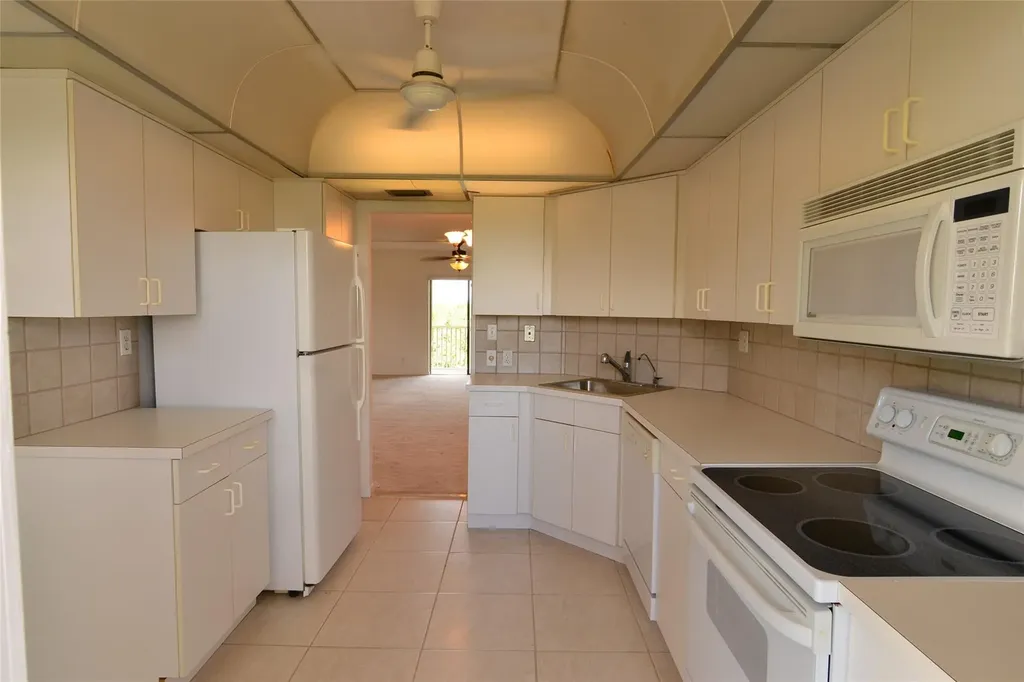 3575 Broken Woods Drive Coral Springs FL 33065