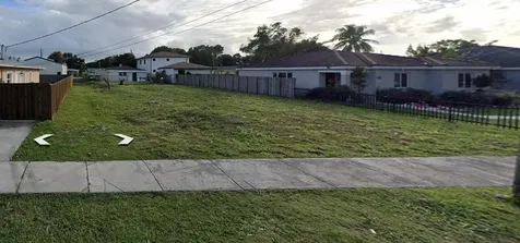 10220 SW 173rd Terrace Miami FL 33157