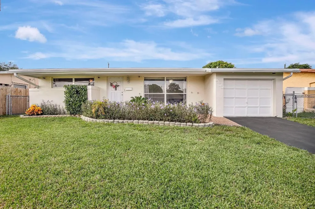 8400 NW 25th Street Sunrise FL 33322