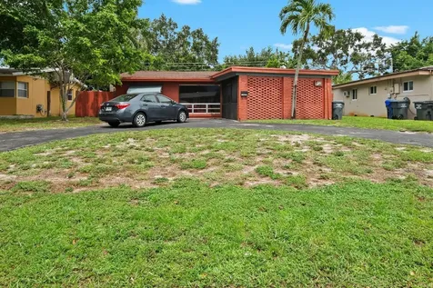 2181 N 56th Terrace Hollywood FL 33021