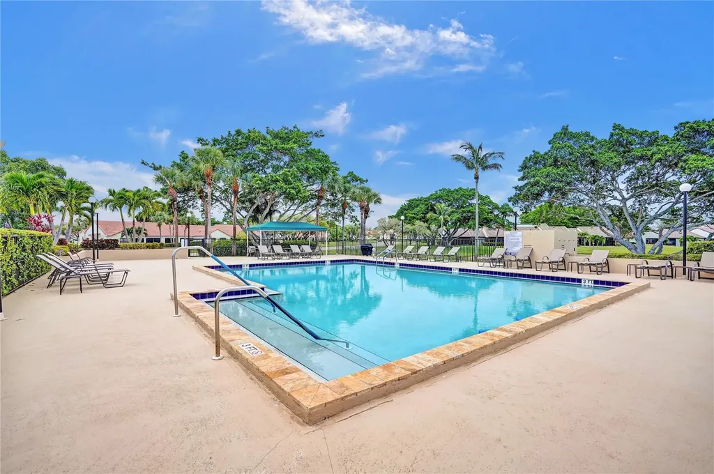5658 Parkwalk Circle E Boynton Beach FL 33472