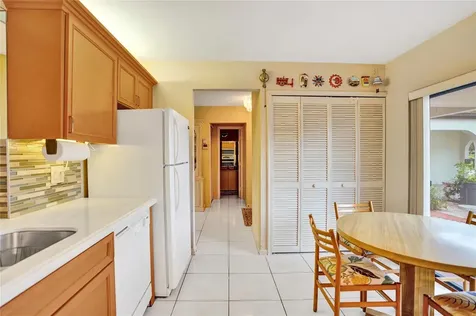 5658 Parkwalk Circle Boynton Beach FL 33472