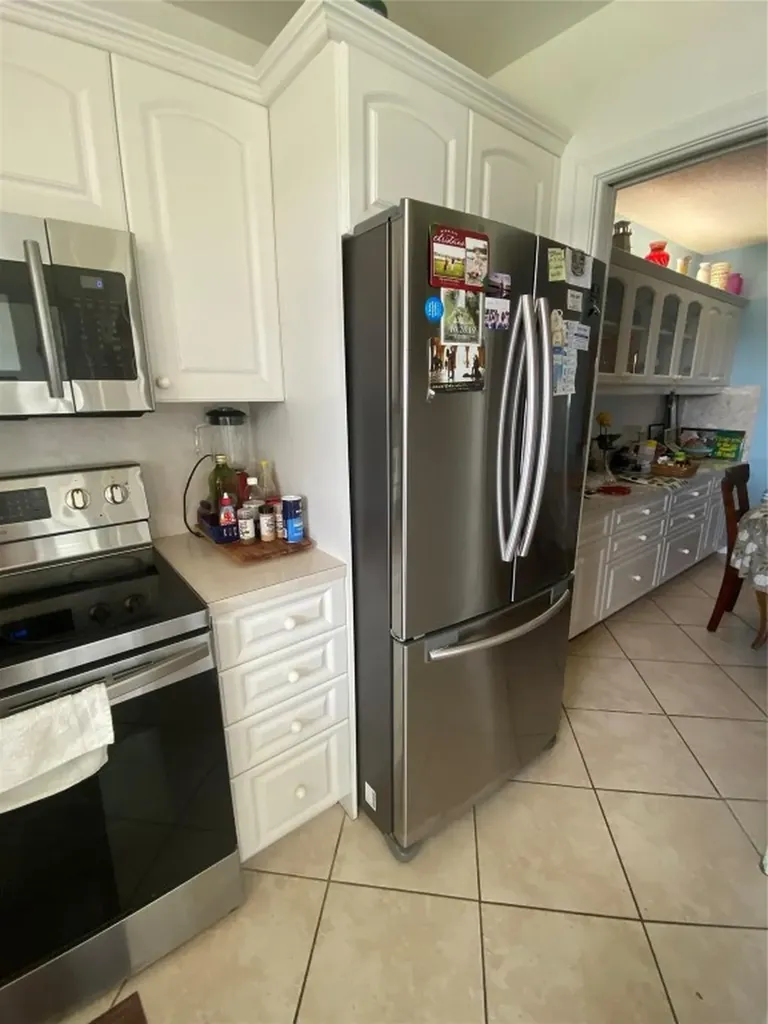 2100 NE 38th Street Lighthouse Point FL 33064