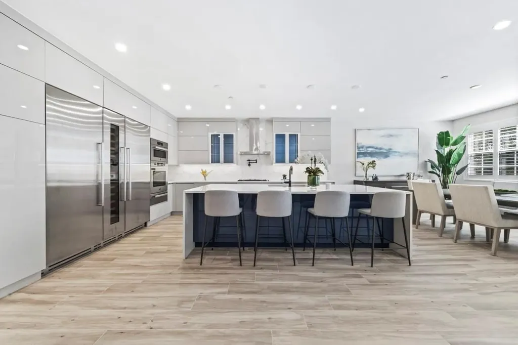 5520 NE Trieste Way Boca Raton FL 33487