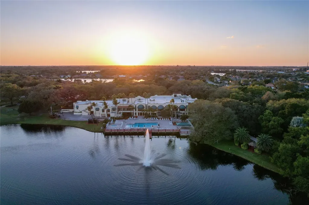 9491 Evergreen Place Davie FL 33324
