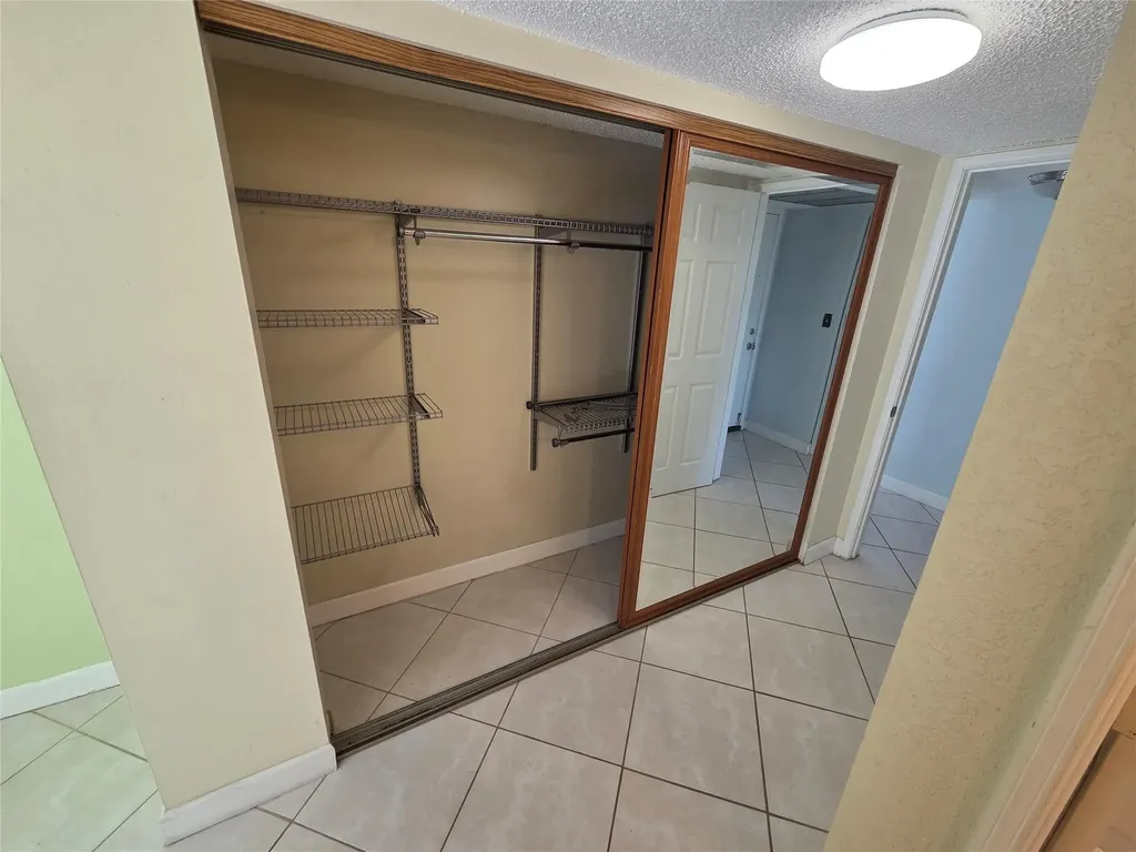 9491 Evergreen Place Davie FL 33324