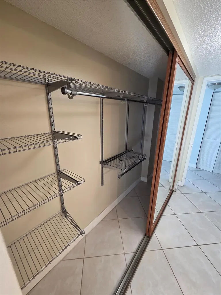 9491 Evergreen Place Davie FL 33324