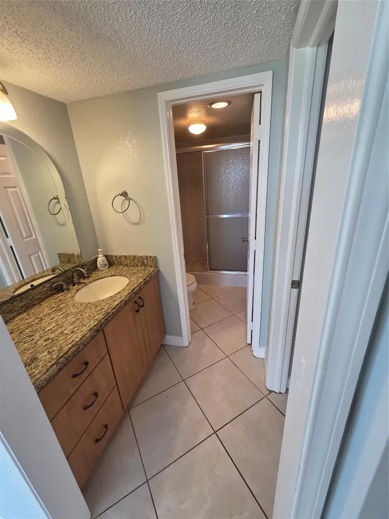 9491 Evergreen Place Davie FL 33324