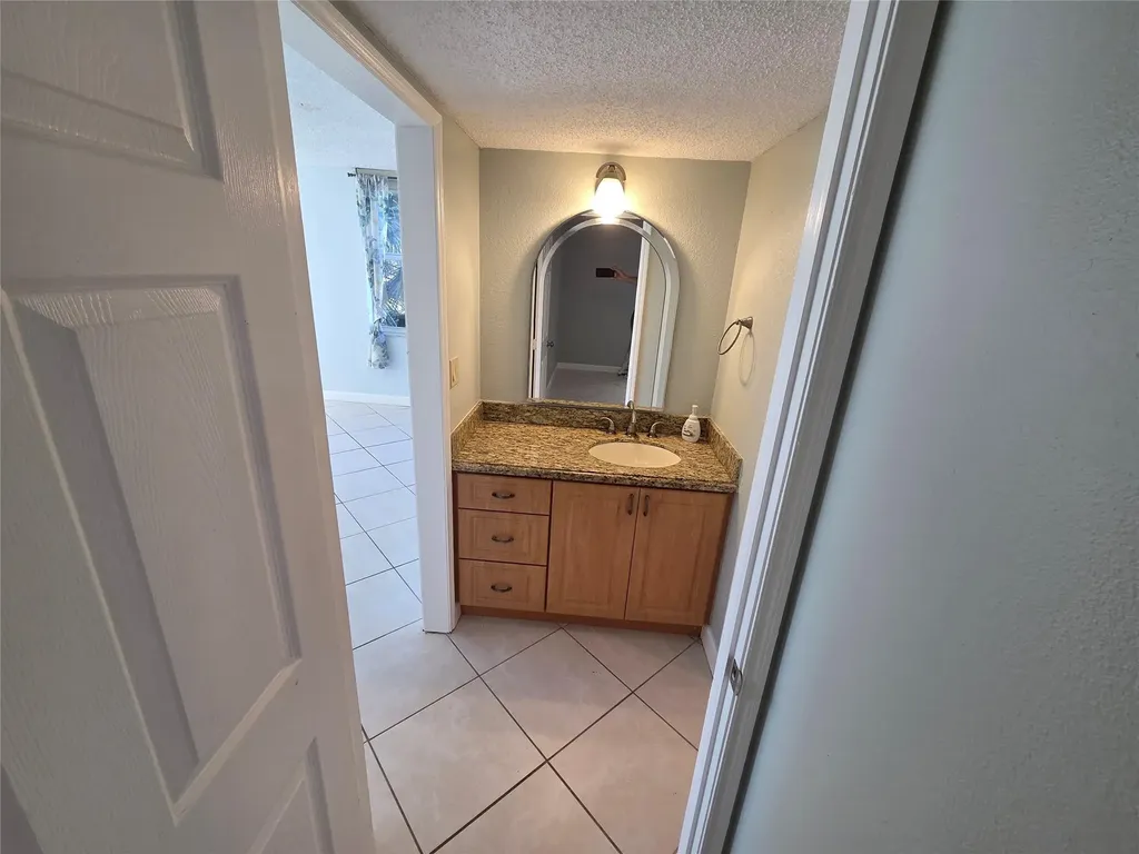 9491 Evergreen Place Davie FL 33324