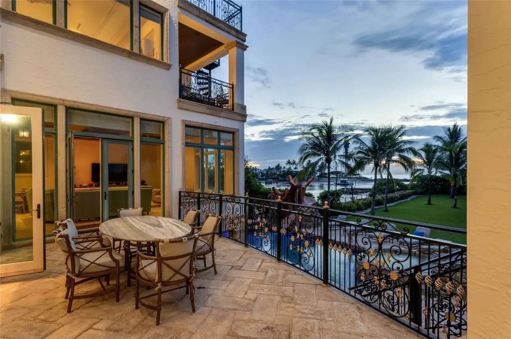 2306 Bay Drive Pompano Beach FL 33062